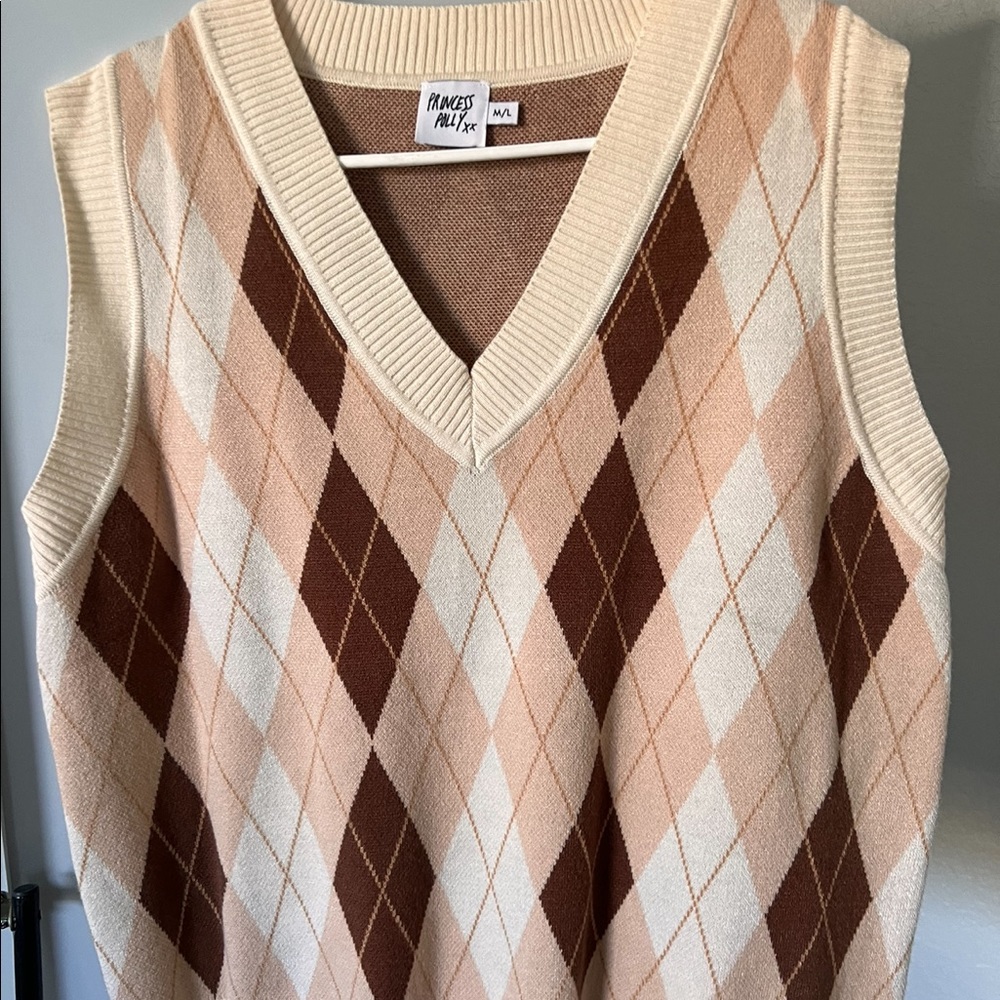 Princess Polly sweater vest! Never worn but no tags
